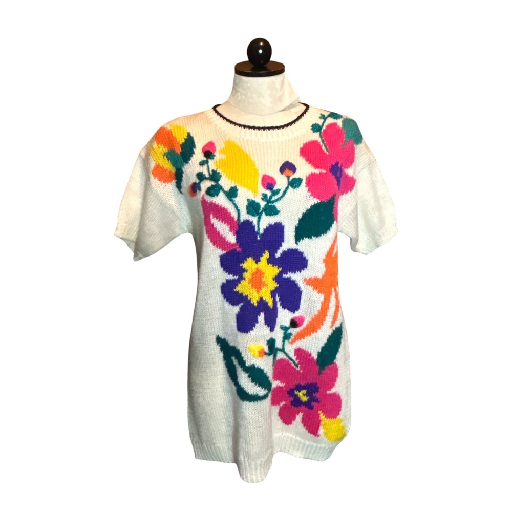Jaclyn Smith VTG Floral Knit Short Sleeve Sweater Top White Bold NWT Sz S